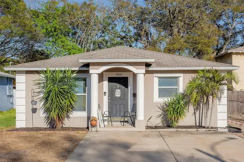 1926 45th Street S St Petersburg FL 33711