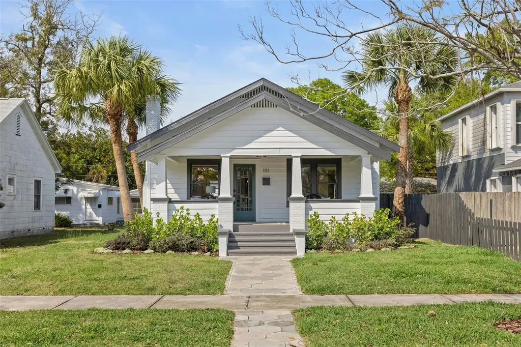 1111 17th Avenue N St Petersburg FL 33704
