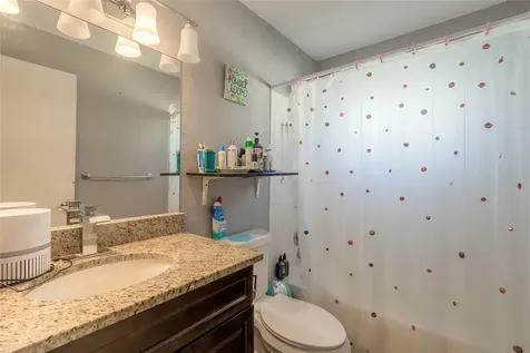 2927 Gaslight Drive South Daytona FL 32119