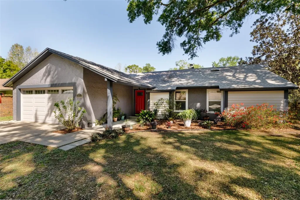 15913 Hampton Village Drive Tampa FL 33618