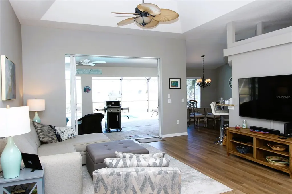 42 Mark Twain Lane Rotonda West FL 33947