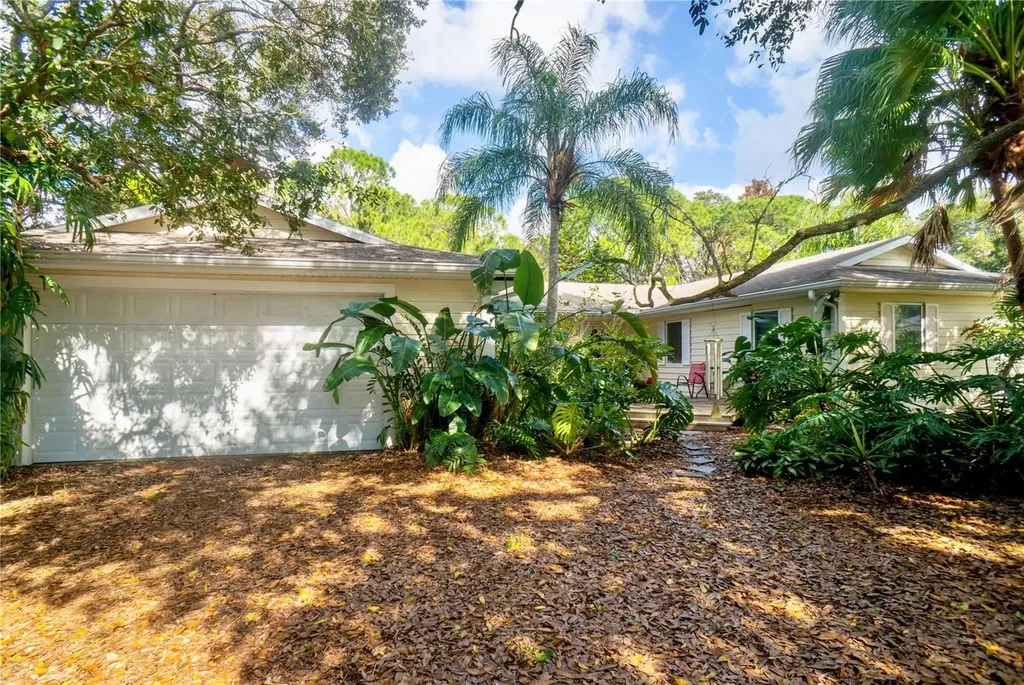 9521 W Flora Street Tampa FL 33615