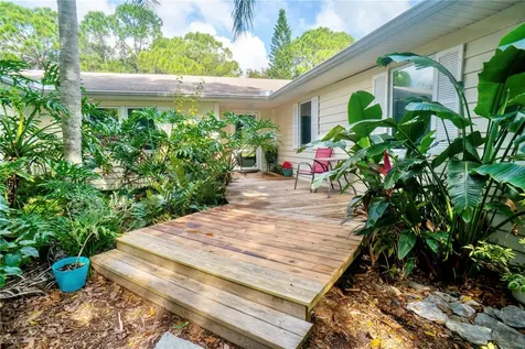 9521 W Flora Street Tampa FL 33615