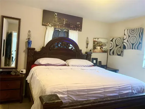 8707 N Dexter Avenue Tampa FL 33604