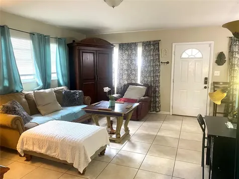 8707 N Dexter Avenue Tampa FL 33604