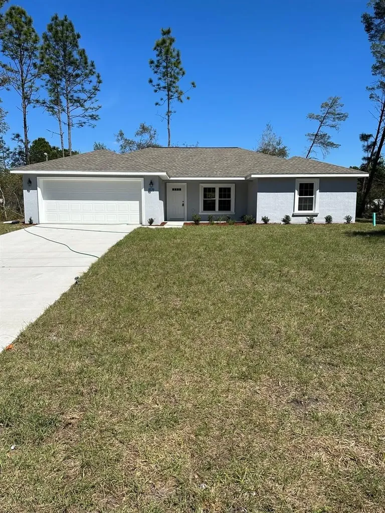 8423 N Pickinz Way Citrus Springs FL 34433