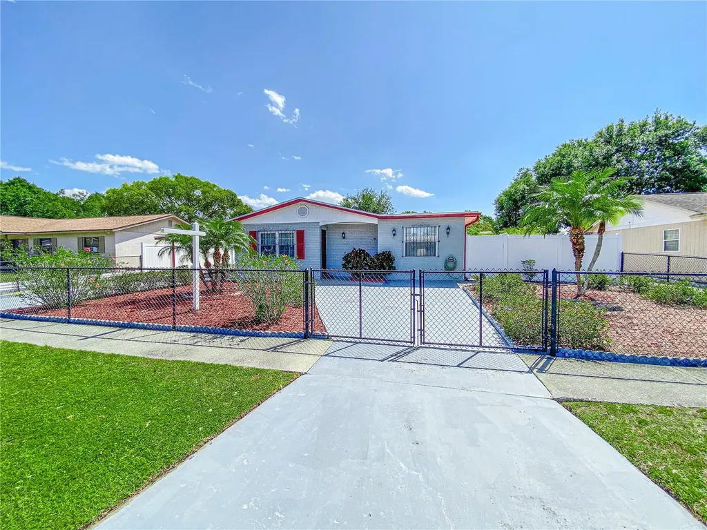 7407 Thomas Way Tampa FL 33619