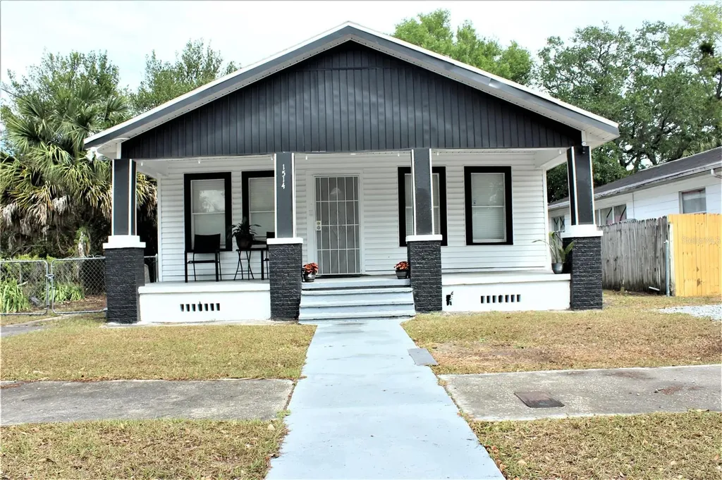 1514 E 33rd Avenue Tampa FL 33610