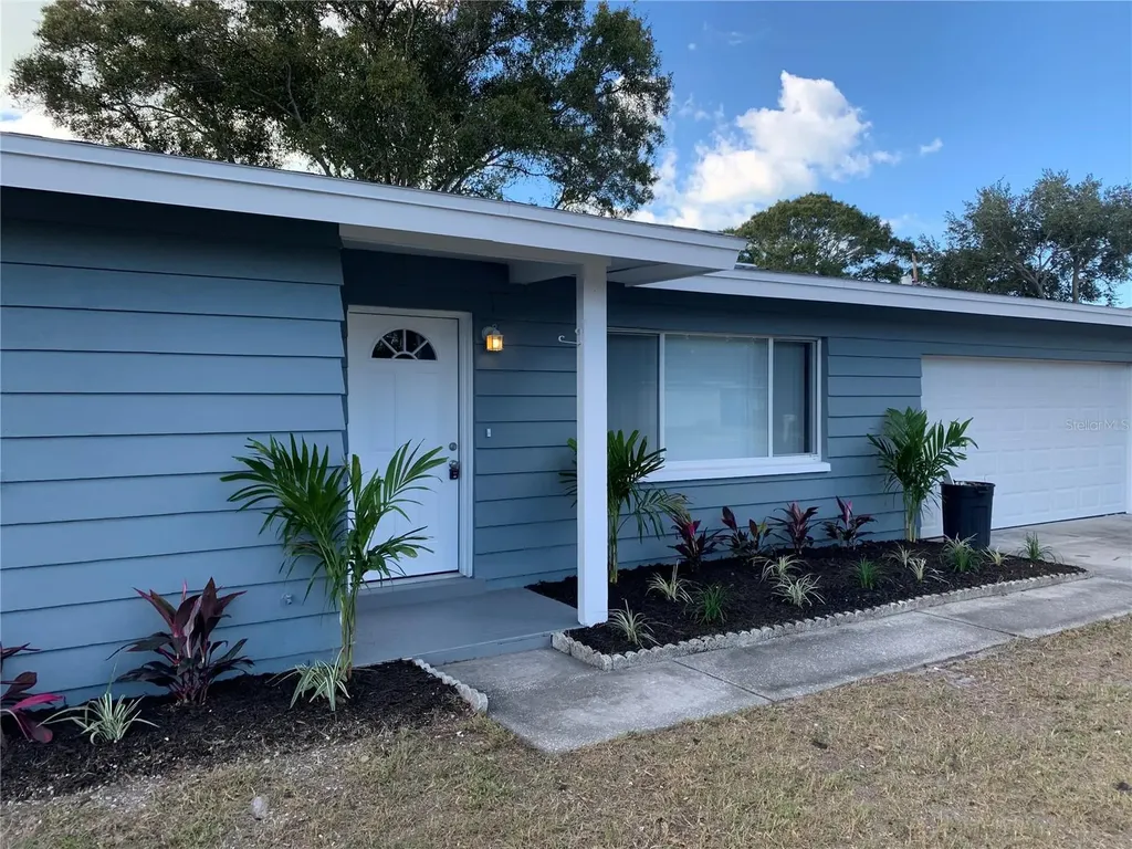 992 20th Street SW Largo FL 33770