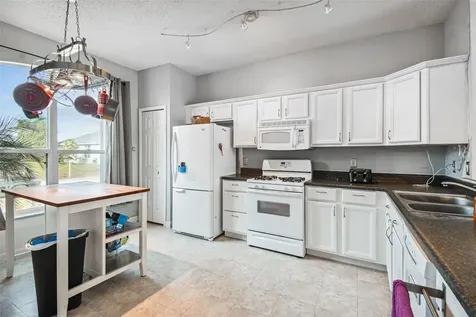 958 Jaybee Avenue Davenport FL 33897