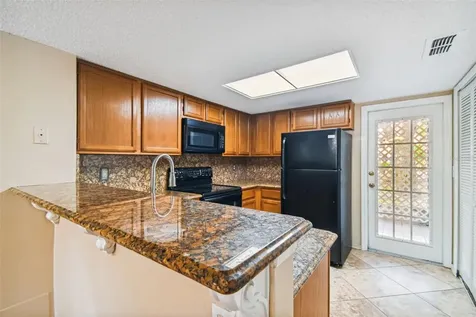 2334 Fletchers Point Circle Tampa FL 33613