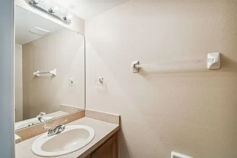 2334 Fletchers Point Circle Tampa FL 33613