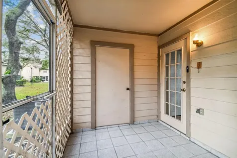 2334 Fletchers Point Circle Tampa FL 33613