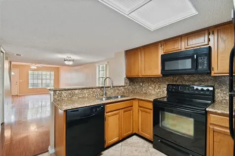 2334 Fletchers Point Circle Tampa FL 33613