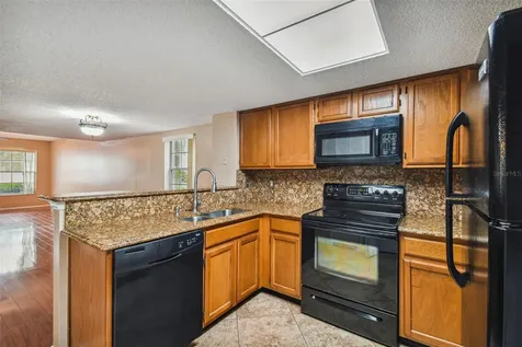2334 Fletchers Point Circle Tampa FL 33613