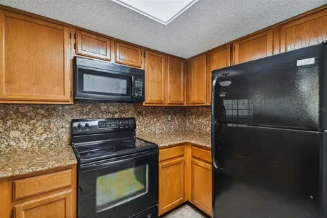 2334 Fletchers Point Circle Tampa FL 33613