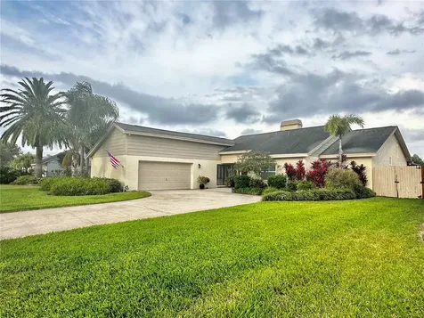 5813 Galleon Way Tampa FL 33615