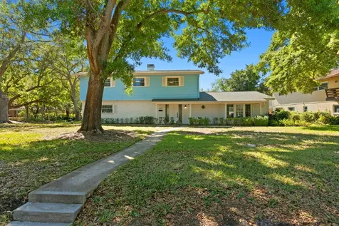 1800 Serpentine Drive S St Petersburg FL 33712