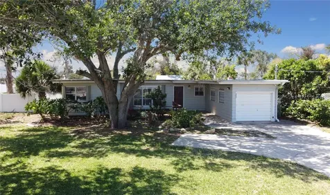 2822 Gladys Terrace Daytona Beach FL 32118