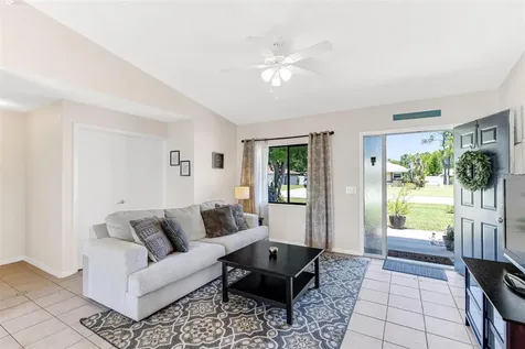 90 Fleetwood Drive Palm Coast FL 32137