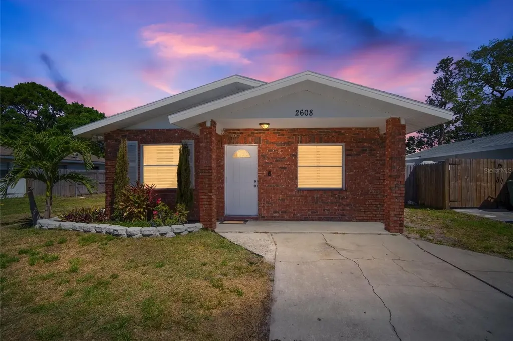 2608 13th Street W Palmetto FL 34221