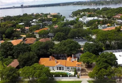 100 W Davis Boulevard Tampa FL 33606