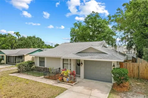 1002 N Collins Street Plant City FL 33563