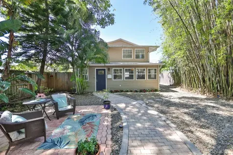 3366 10th Street N St Petersburg FL 33704