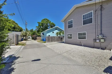 3366 10th Street N St Petersburg FL 33704