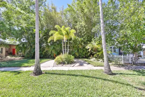 3366 10th Street N St Petersburg FL 33704