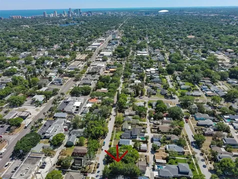 3366 10th Street N St Petersburg FL 33704