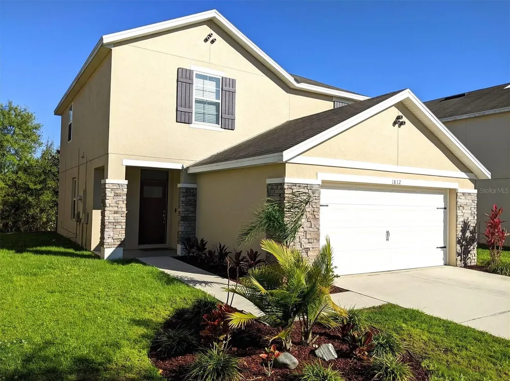 1812 Greenwood Valley Drive Plant City FL 33563
