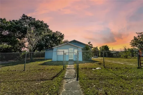1004 N Ridgewood Drive Sebring FL 33870