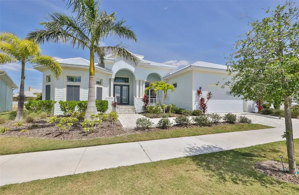 607 Pinckney Drive Apollo Beach FL 33572