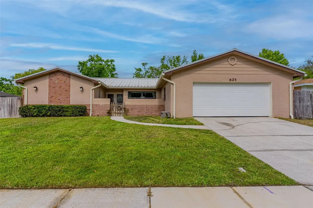 625 Eastwood Court Altamonte Springs FL 32714