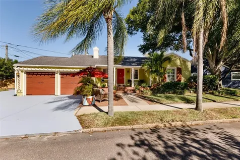 1507 Greenwood Avenue N St Petersburg FL 33704