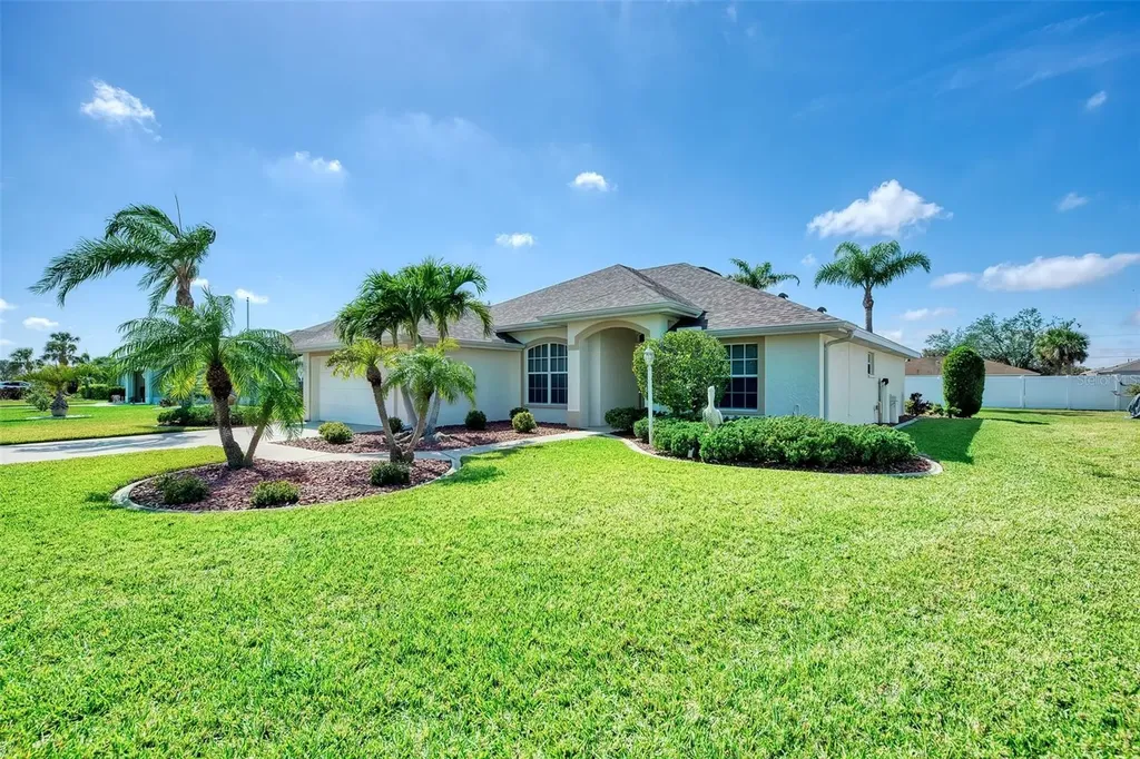 2279 Charleston Park Drive North Port FL 34287