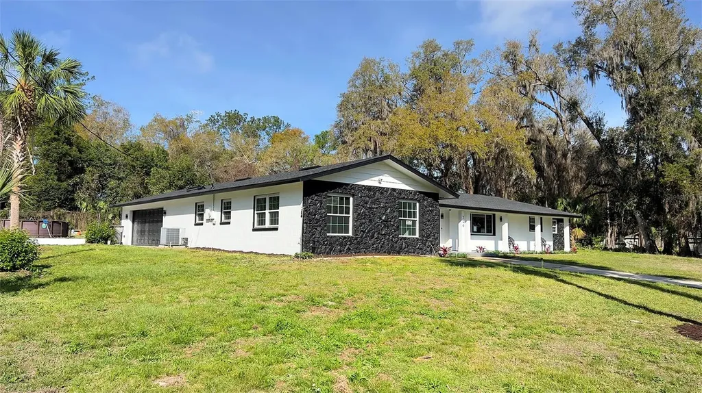 740 N Sugar Plum Lane Apopka FL 32712