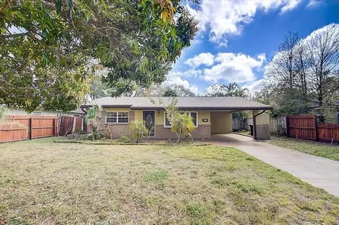 832 75th Avenue N St Petersburg FL 33702