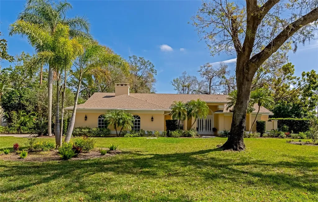 5013 Coco Plum Way Sarasota FL 34241