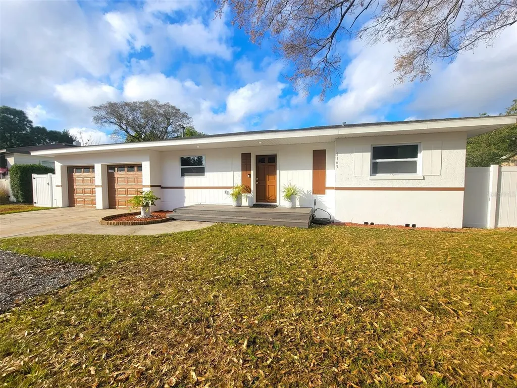 3163 9th Avenue N St Petersburg FL 33713