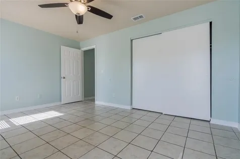 372 Royal Palm Drive Kissimmee FL 34743