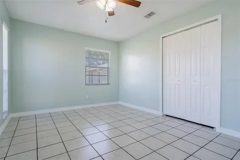 372 Royal Palm Drive Kissimmee FL 34743