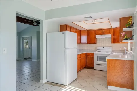 372 Royal Palm Drive Kissimmee FL 34743
