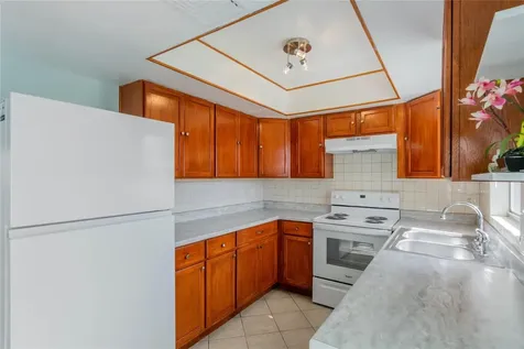 372 Royal Palm Drive Kissimmee FL 34743