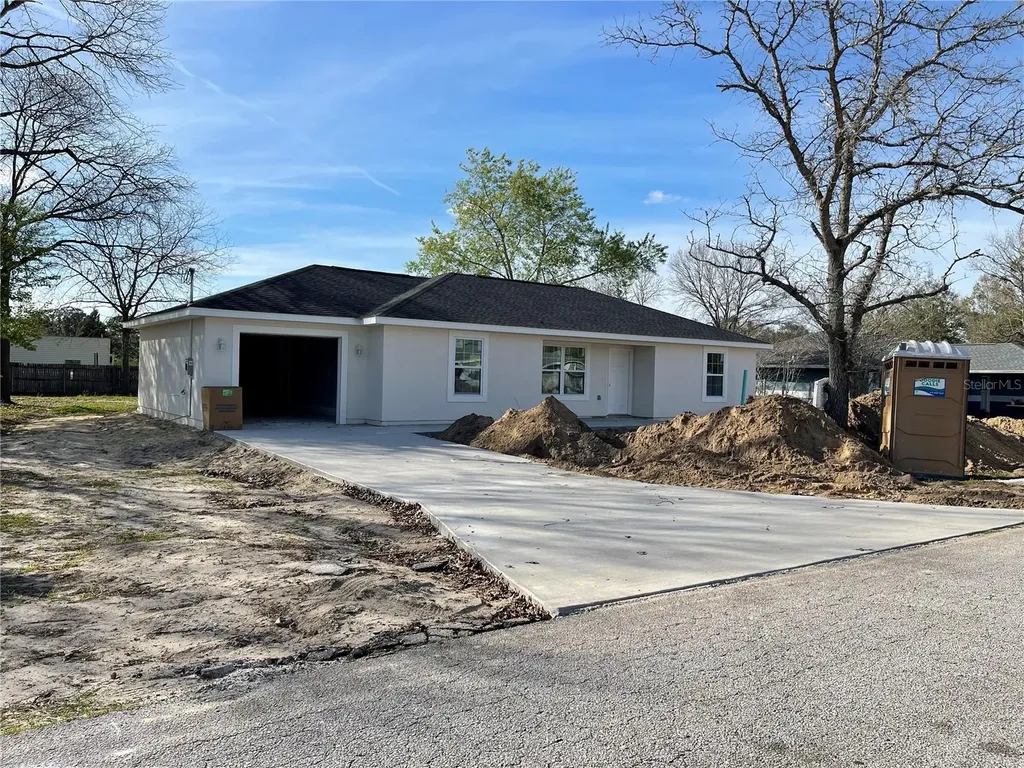 12136 SE 84th Avenue Belleview FL 34420