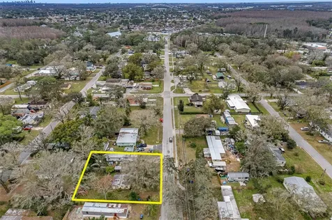 12511 Four Oaks Road Tampa FL 33624
