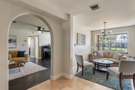 4431 Seils Way Orlando FL 32812