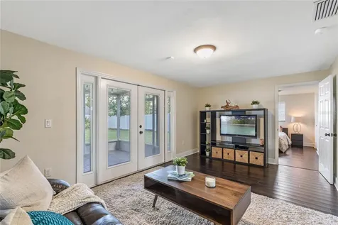 4431 Seils Way Orlando FL 32812