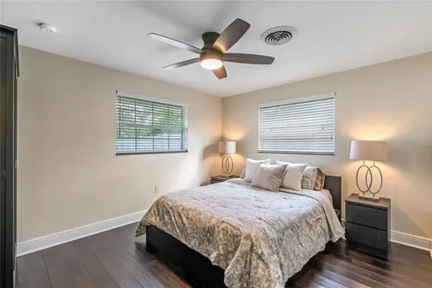 4431 Seils Way Orlando FL 32812